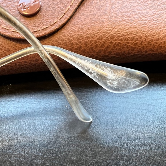 Ray-Ban RB3447 Sunglasses - Gold/Blue Flash - Polarized Lenses - Chipped/Scratch - Picture 10 of 11